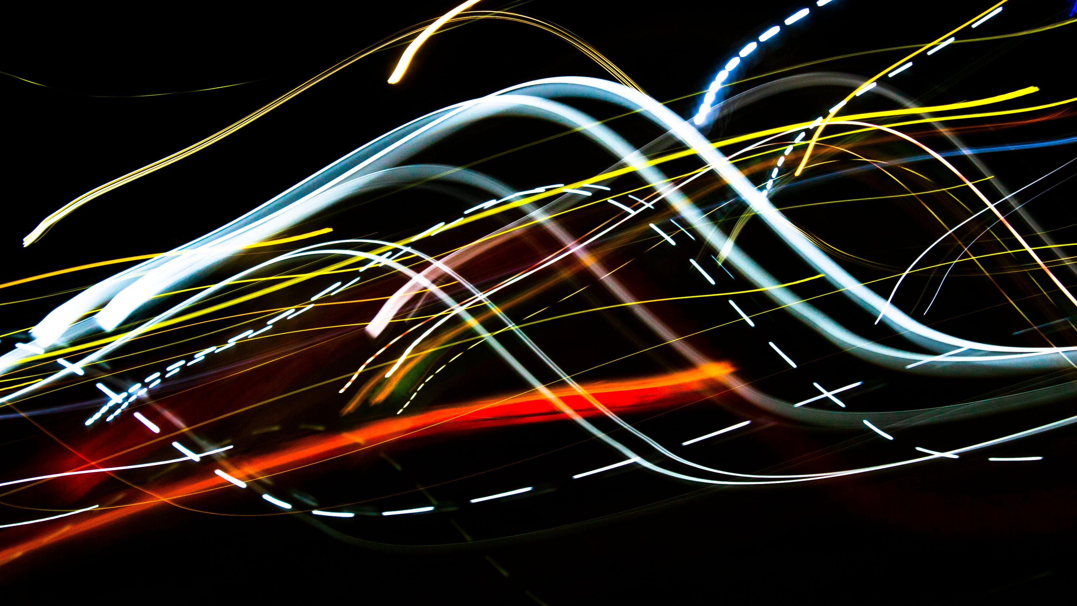 Kinetic Photonic Light Trails and Non-Linear Waveform Trajectory