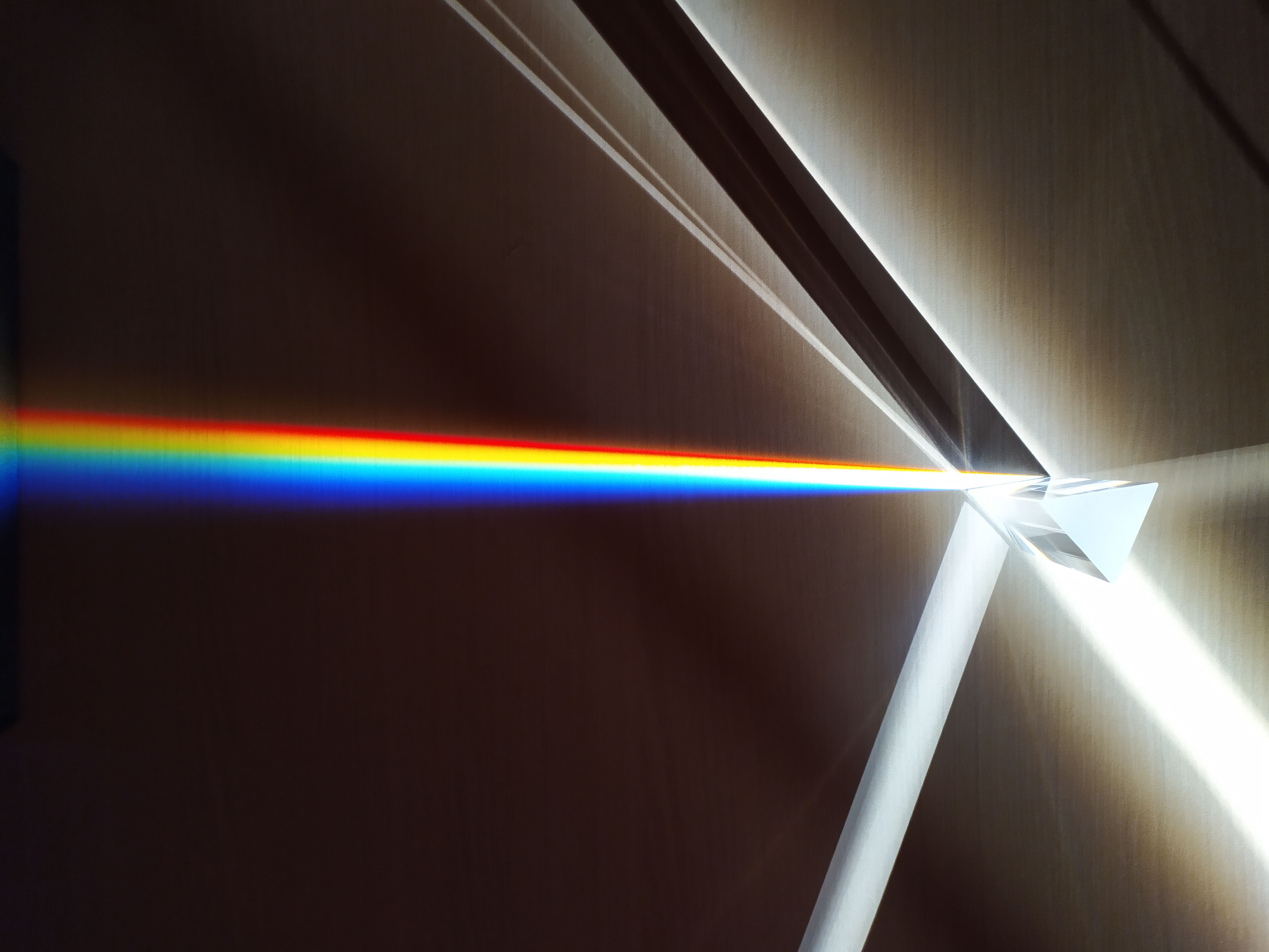 Non-Spherical Glass Diffuse Refraction Measurements