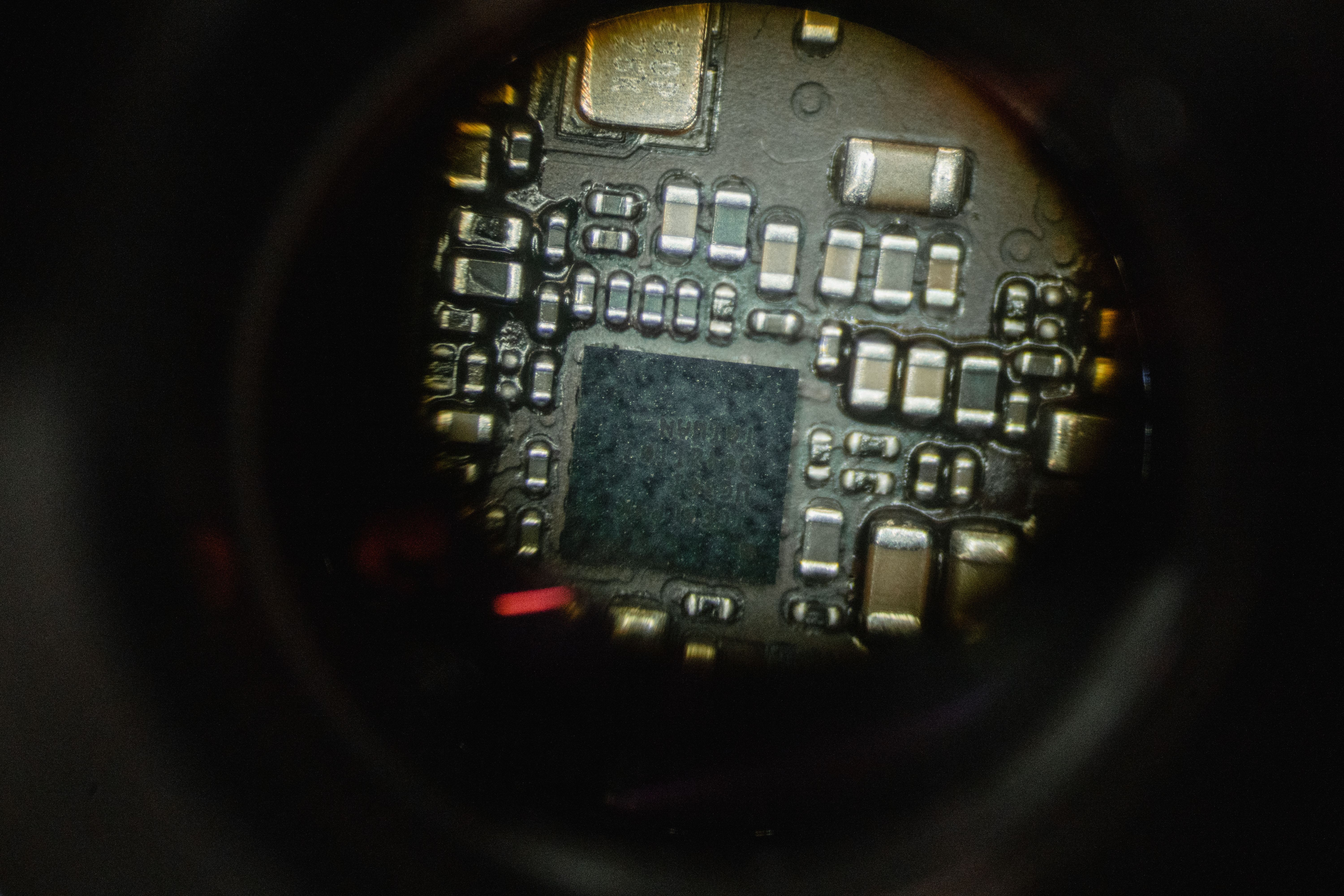 Back-Illuminated CMOS Deep-Trench Pixel Isolation Structure